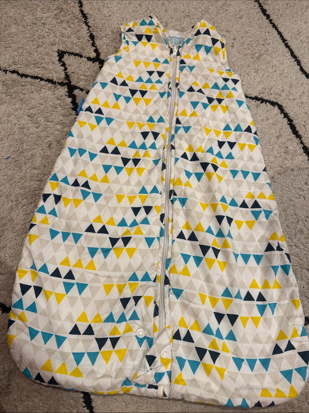 grobag 0-6m White Quilted Kids Sleep Sack with Blue & Yellow Triangle Print